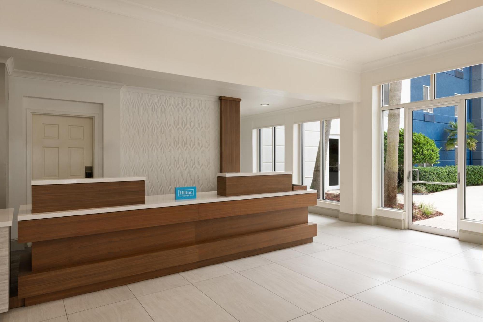Hilton Garden Inn Таллагассі Екстер'єр фото